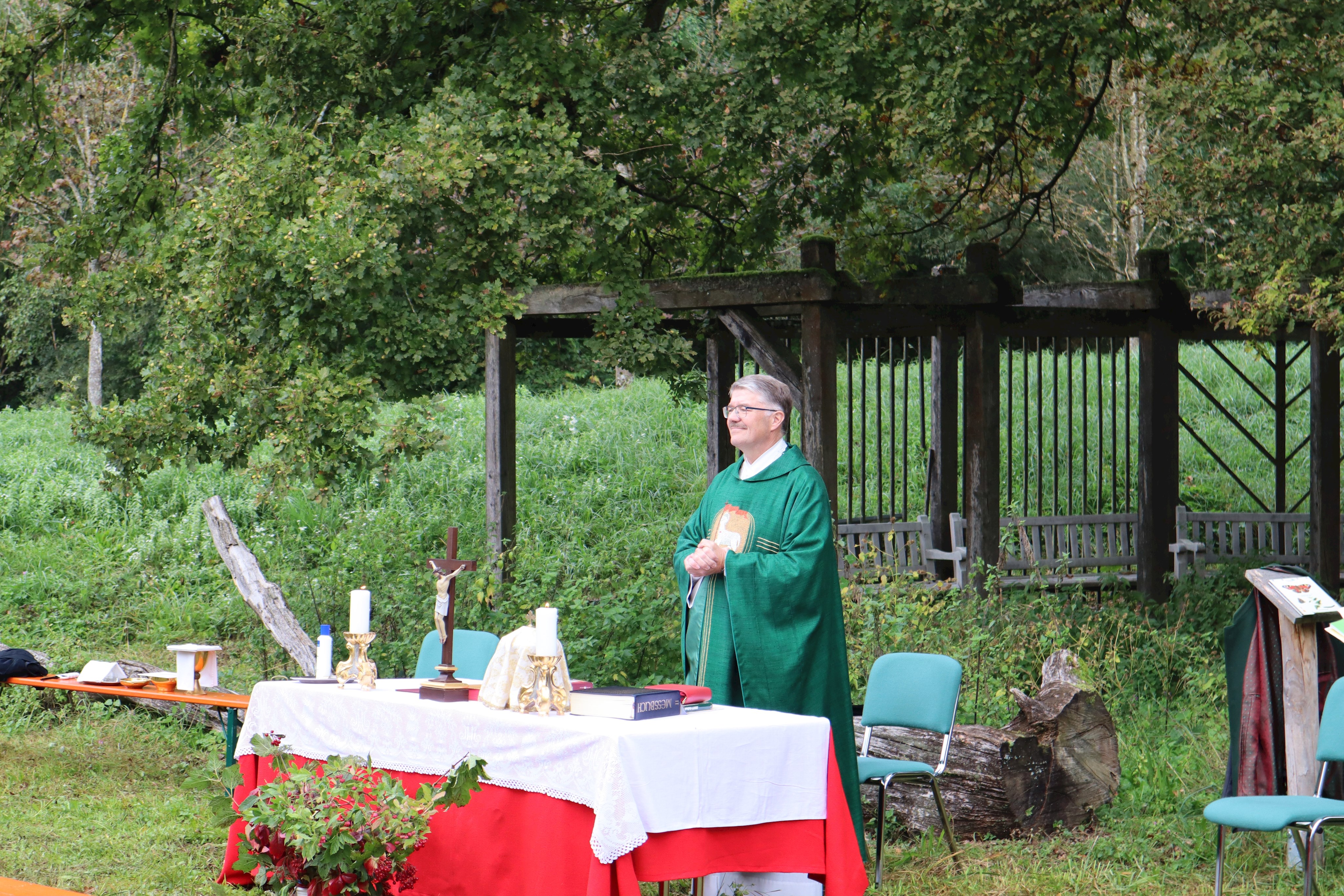 Gottesdienst 1_Rickel.jpg