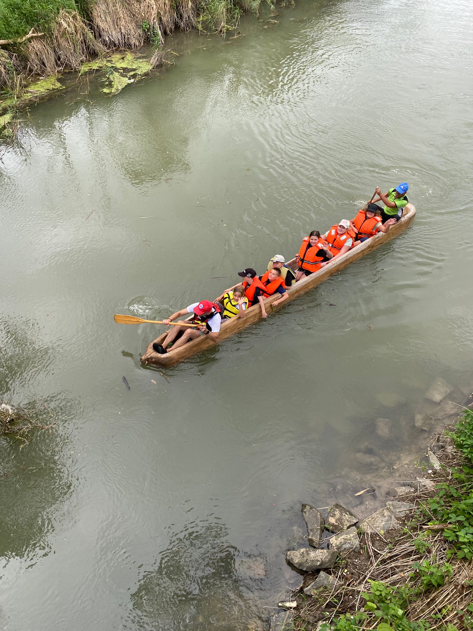 Einbaumfahrt_Einbaum von oben.jpg